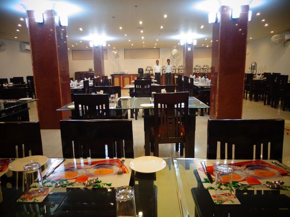 Bodhgaya Regency Hotel Esterno foto