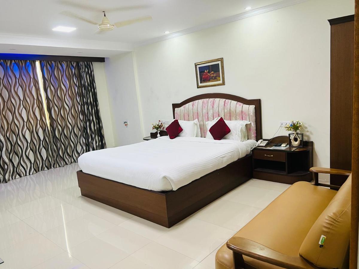 Bodhgaya Regency Hotel Esterno foto