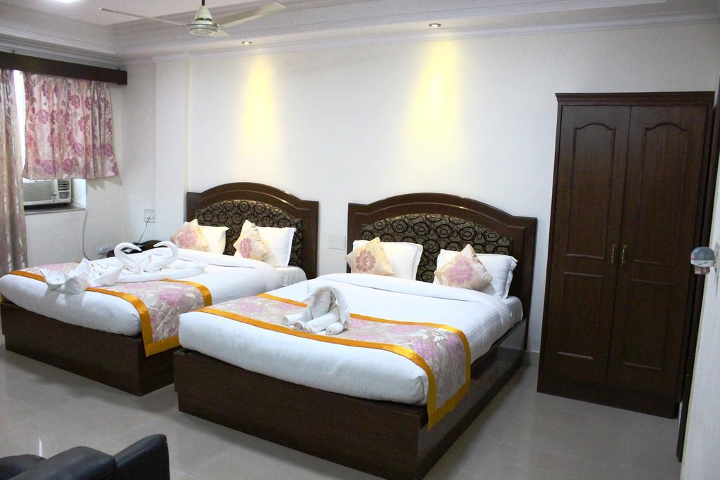 Bodhgaya Regency Hotel Esterno foto