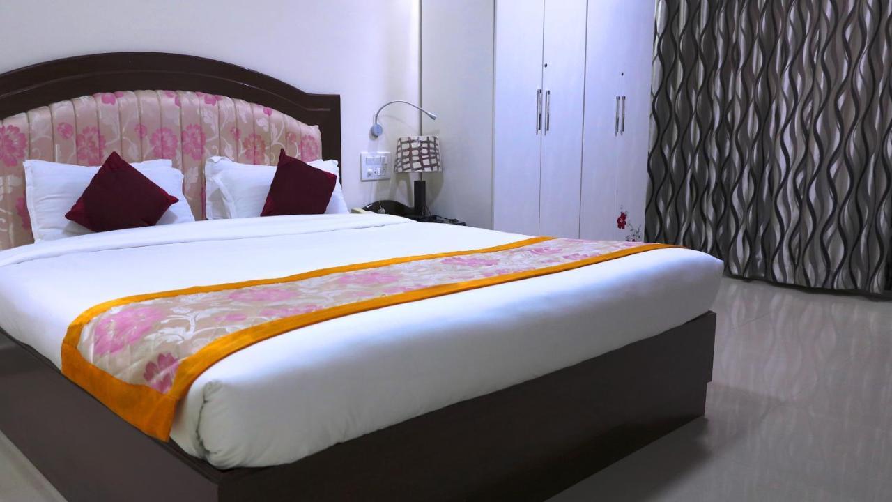 Bodhgaya Regency Hotel Esterno foto
